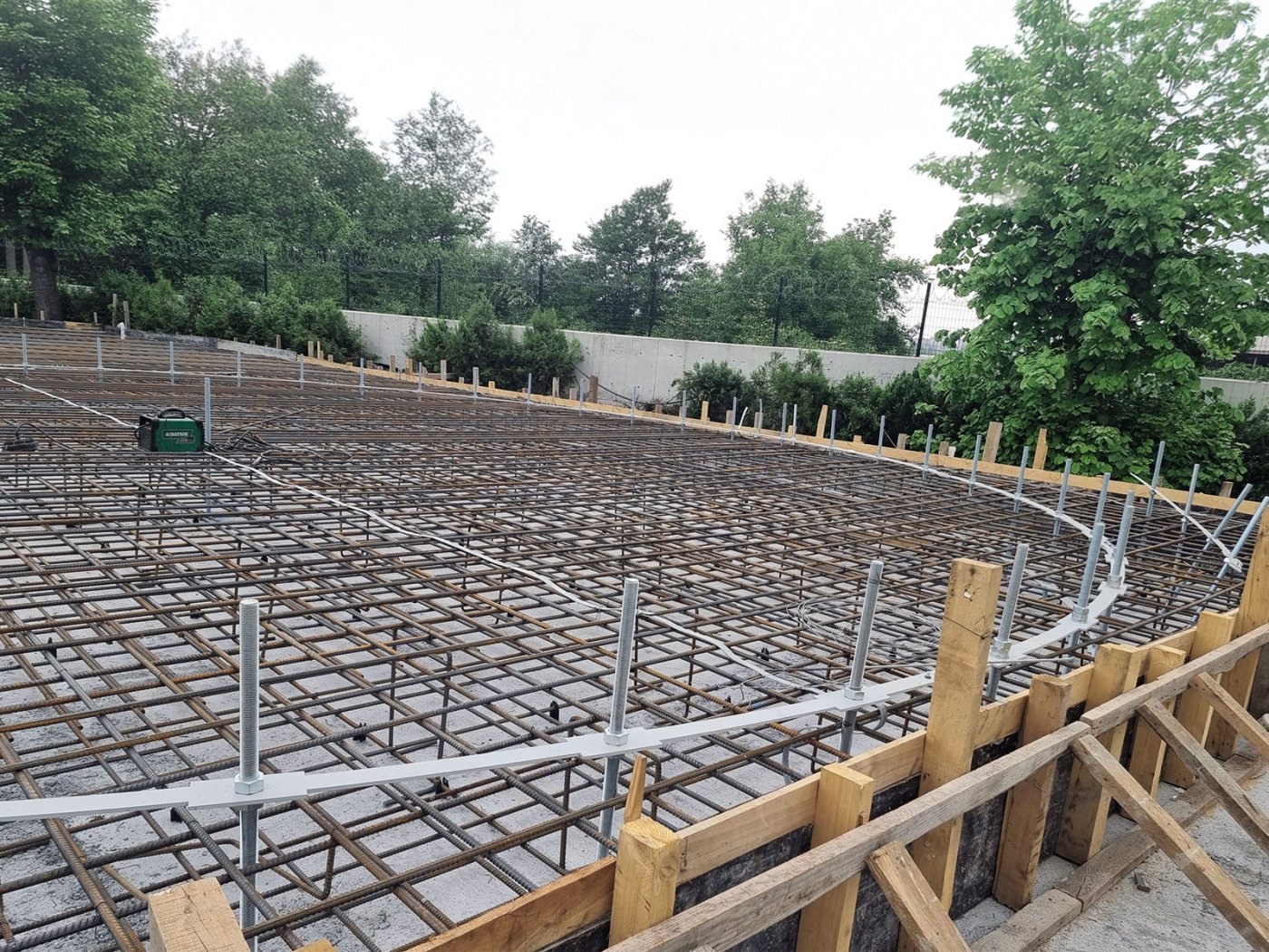 Beton Kaide Ankrajlı